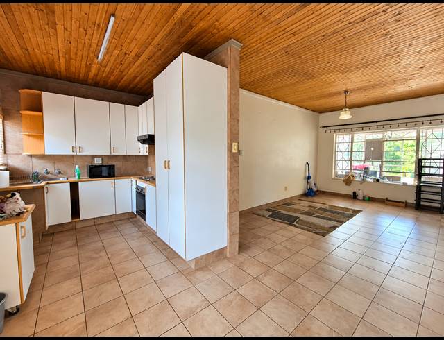 3 BEDROOM HOUSE FOR SALE IN THREE RIVERS